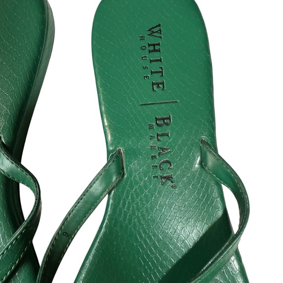 White House Black Market Emerald Sandals - Picture 5 of 8